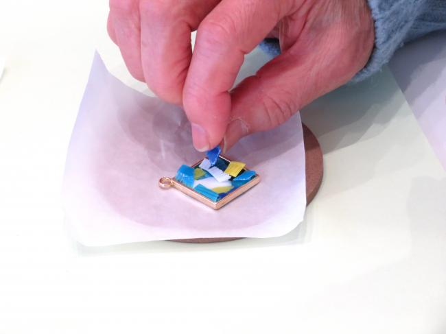 ペンダントの金具に