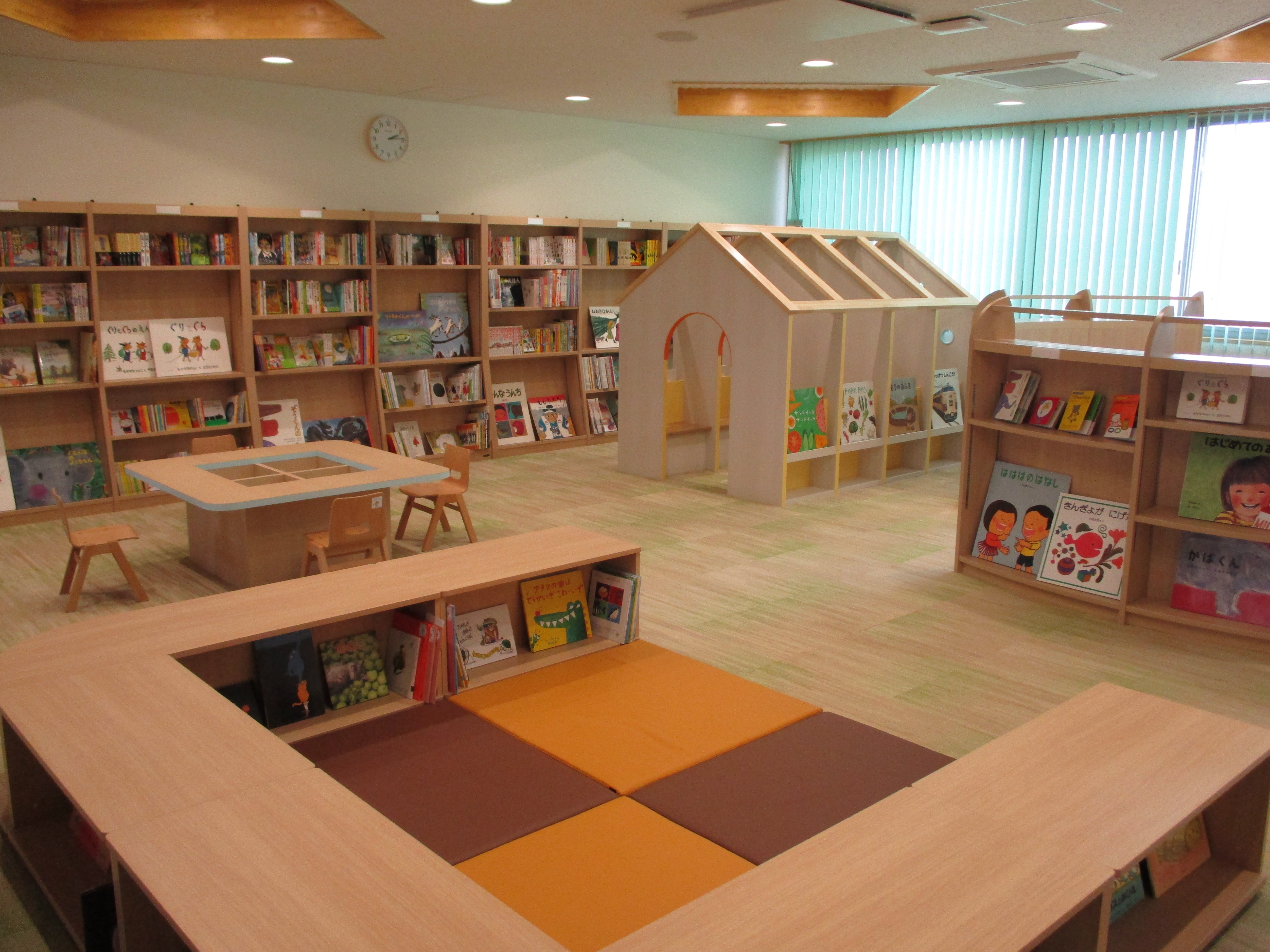 みなくる図書館